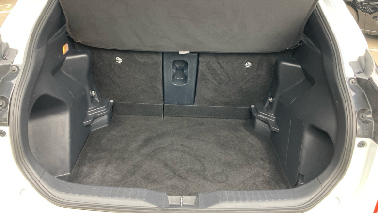 Toyota Yaris Cross 1.5 Hybrid Design 5dr CVT Hybrid Estate